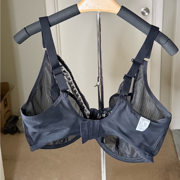 Elomi Black Sheer Bra - Picture 2 of 3